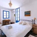 Traditional On Kea Milopótamos